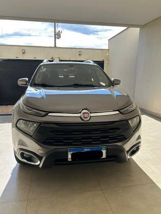 FIAT TORO 1.8 16V EVO FLEX FREEDOM AT6 FIAT TORO 1.8 16V EVO FLEX FREEDOM AT6